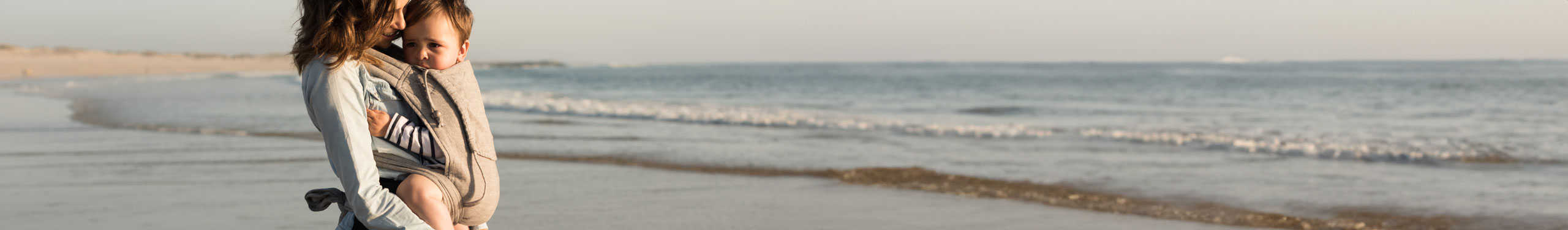 <ul>
 	<li>Špeciálne vyvinutý ergonomický nosič s rovnými ramennými popruhmi.</li>
 	<li>Súčasťou balenia sú chrániče ramenných popruhov a podrobný návod na použitie.</li>
</ul>
<strong>          First size:</strong> od veľkosti 56 do 92

<strong>          Tiny size:</strong> od veľkosti 62 do 92

<strong>          Maxi size:</strong> od veľkosti 74 do 110

<strong>          V prípade záujmu o iný vzor nám napíšte, prosím. </strong> - 