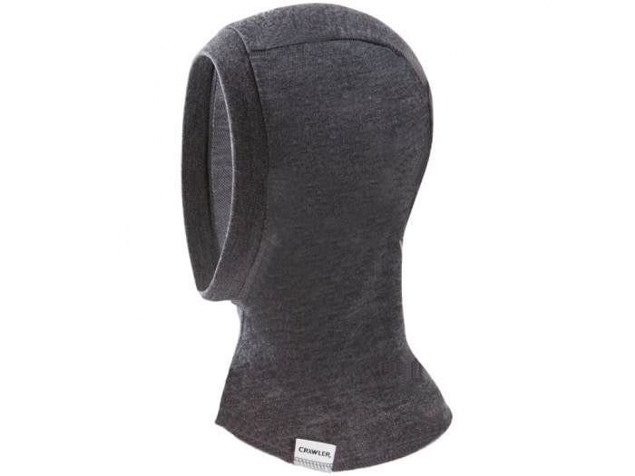 Hľadáte čiapku, ktorá Vašim deťom nebude padať, ktorá pekne zahreje a deti si ju nebudú dávať dole? Potom zvoľte kuklu od českej firmy Crawler.

Kukly sú vo viacero farebných variantách a sú ušité zo 100% merinovlny, ktorá zahreje a  neškriabe.

Starostlivosť o merinovlnu je nenáročná, môže sa prať v pračke.

Správny výber veľkosti:
veľ. 0 obvod hlavy 33-36cm
veľ. 0-1 obvod hlavy 37-40cm
veľ. 1 obvod hlavy 41-46cm
veľ. 2 obvod hlavy 47-50cm
veľ. 3 obvod hlavy 51-54cm
veľ. 4 obvod hlavy 55-58cm

100% merino vlna prvotriednej certifikovanej superfine kvality (vlákna 16,5 mikrónov).

Vhodné na nosenie od jesene do jari. - 