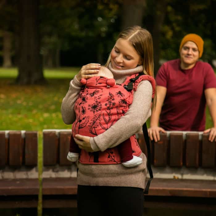 <ul>
 	<li>Maxi size: od veľkosti 86 do 106</li>
 	<li>Veľmi jednoduché nastavovanie, vhodné aj pre úplných začiatočníkov v nosení.</li>
 	<li>Možnosť kríženia ramenných popruhov na chrbte.</li>
 	<li>Súčasťou balenia sú chrániče ramenných popruhov.</li>
</ul> - 